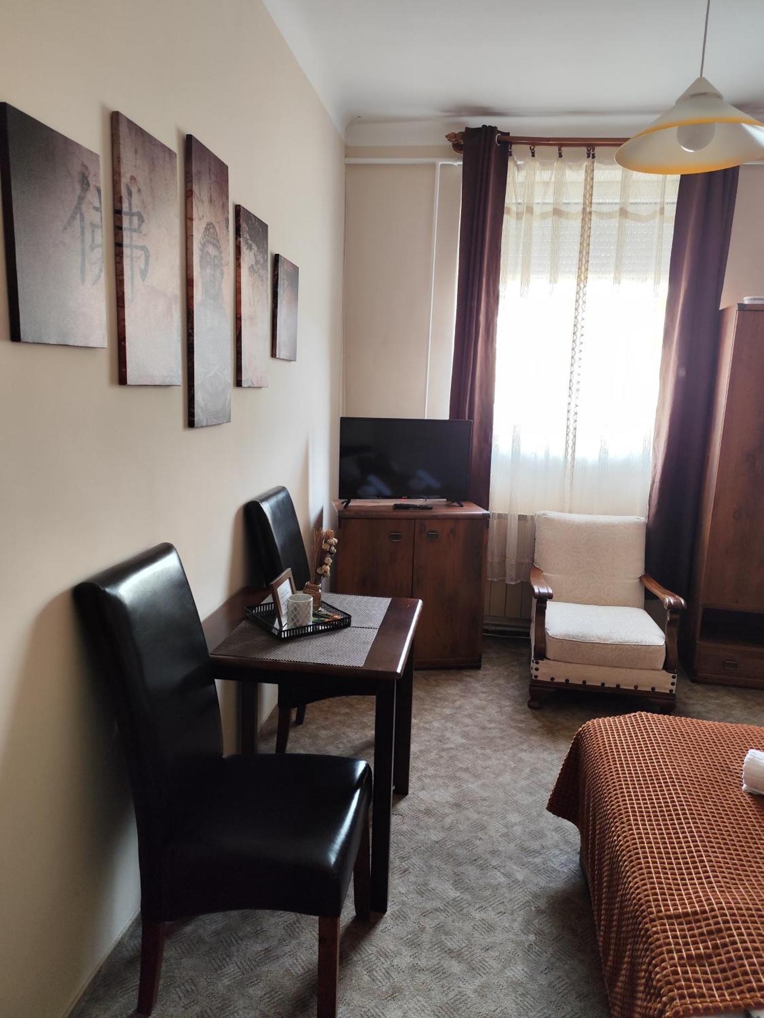 فندق Bazilika Vendeghaz إغير المظهر الخارجي الصورة